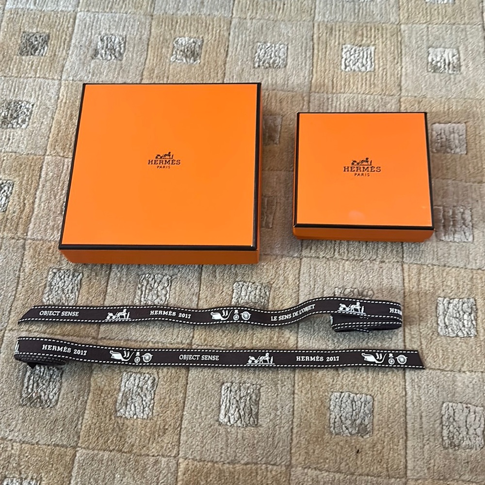 Small and Medium authentic Hermes gift boxes with ribbon